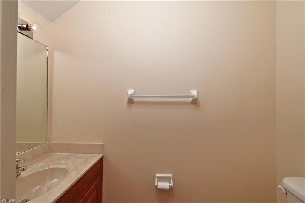 8585 Athena CT-11