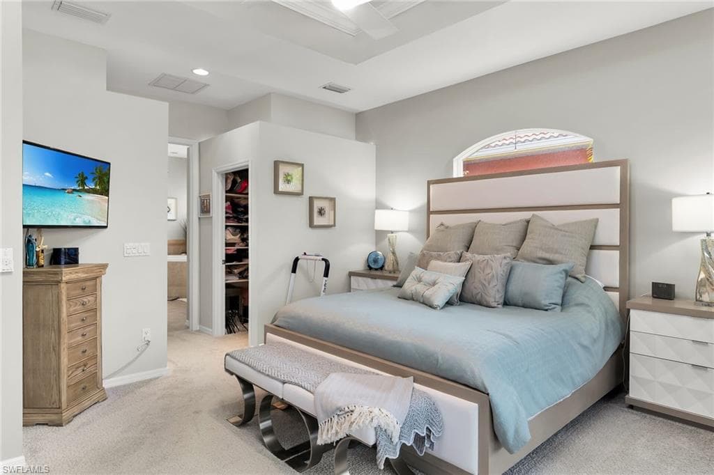14610 Laguna DR-15