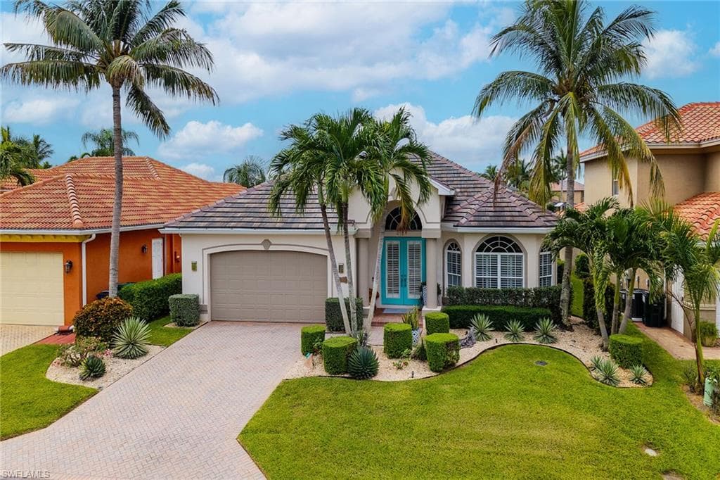 14610 Laguna DR-26