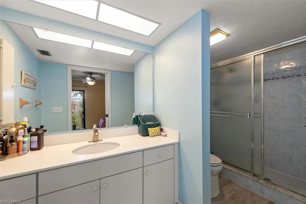 816 SW 48th TER 102-15