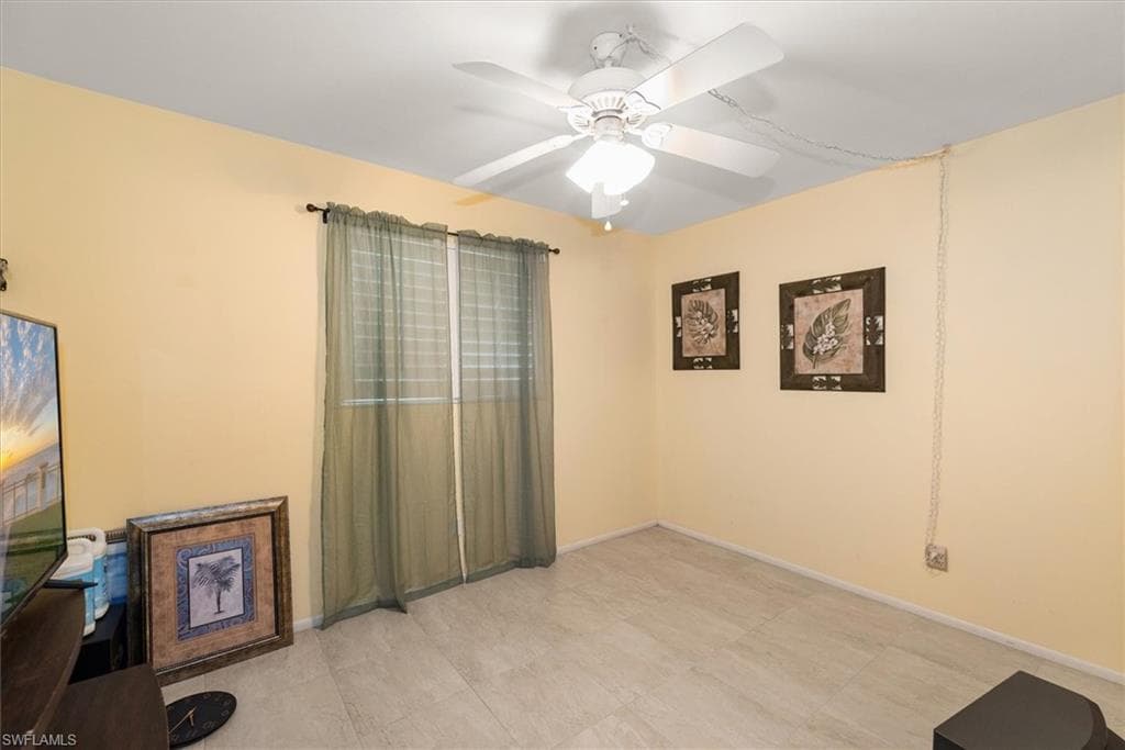 816 SW 48th TER 102-16