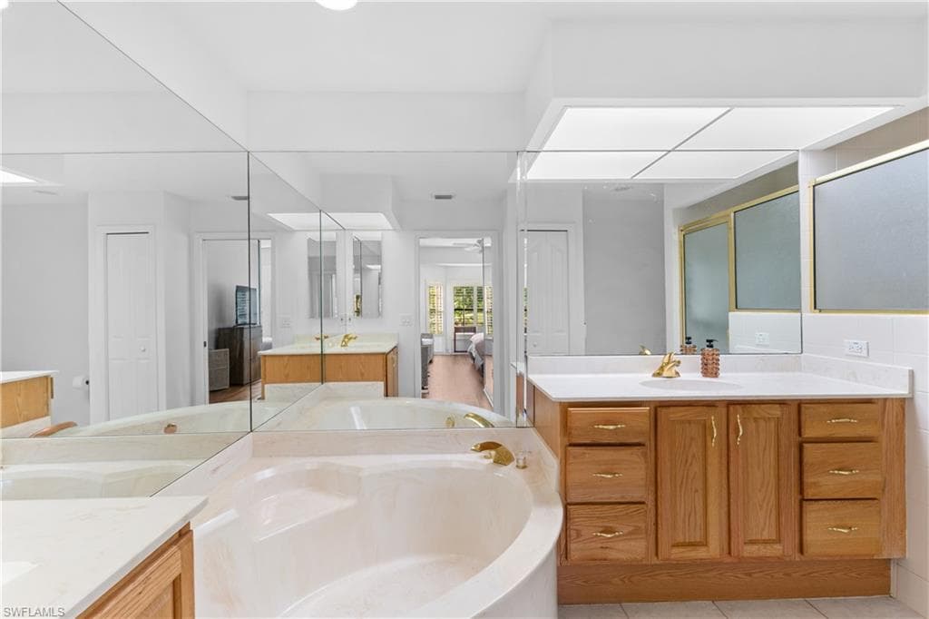 5805 Grande Reserve WAY 1102-25