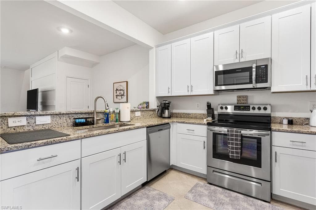 14275 Pine Lodge LN-22