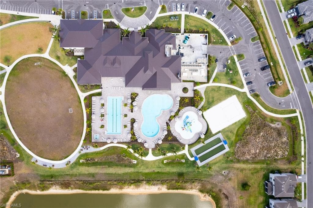 14275 Pine Lodge LN-24
