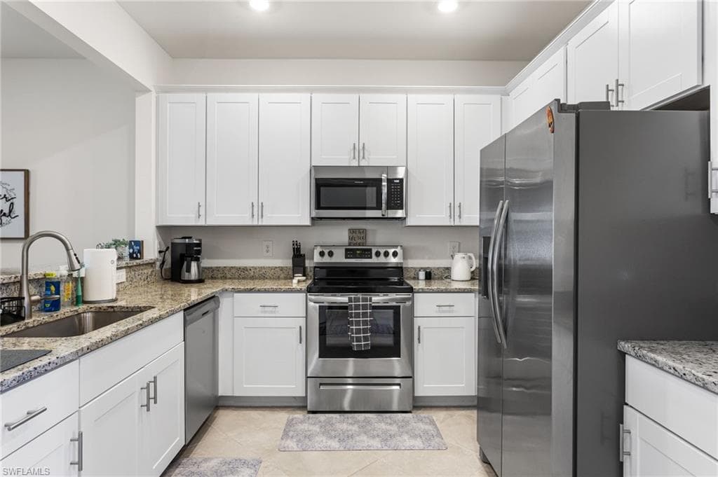 14275 Pine Lodge LN-21