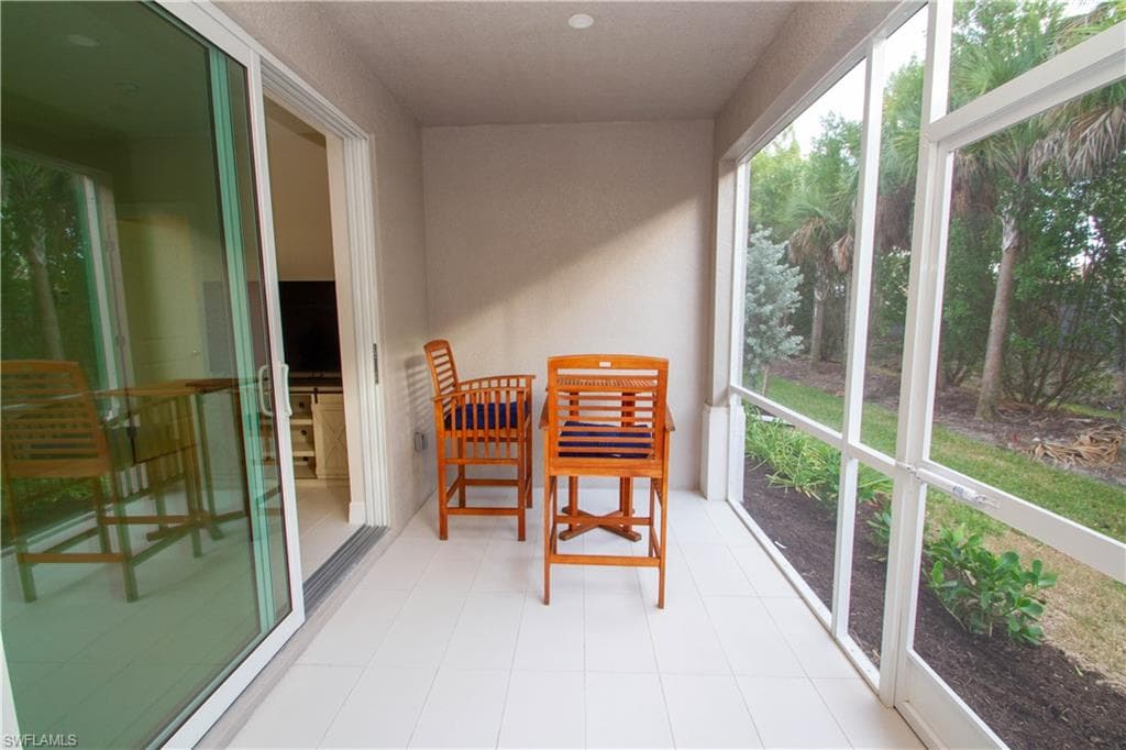 262 Indies Dr 101-7