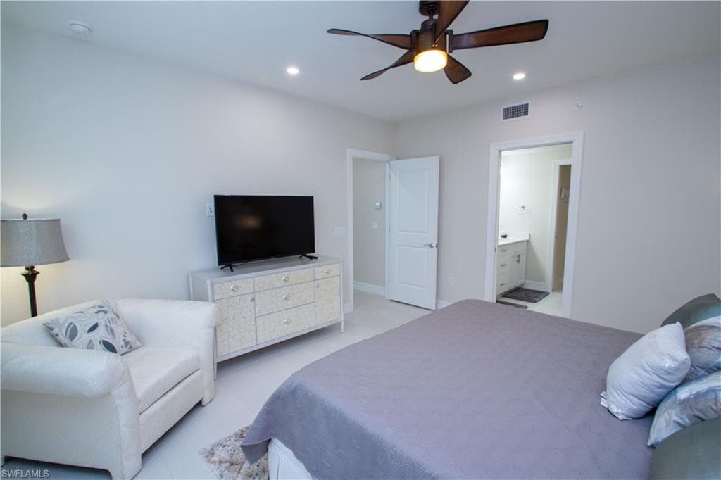 262 Indies Dr 101-9