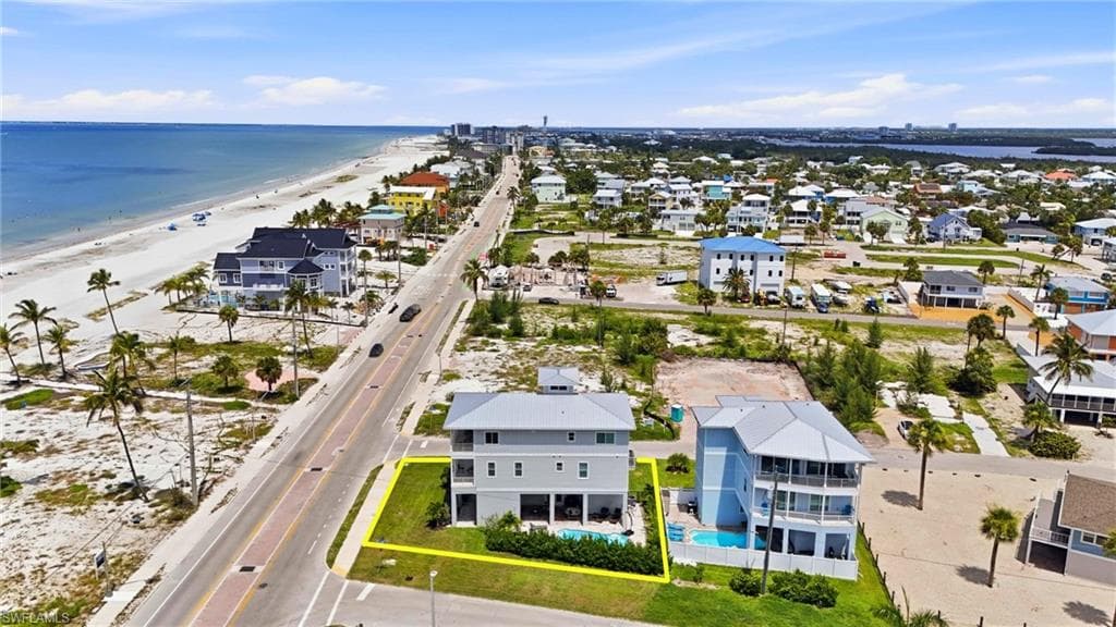 3749 Estero BLVD-47
