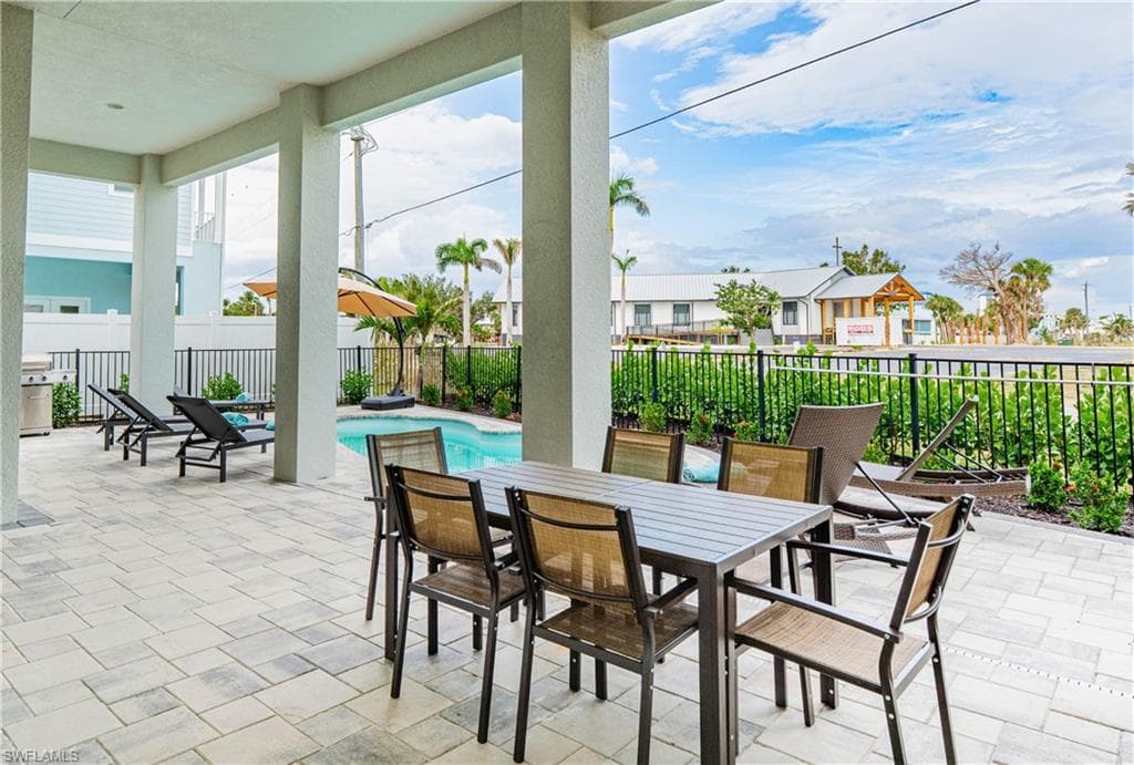 3749 Estero BLVD-43