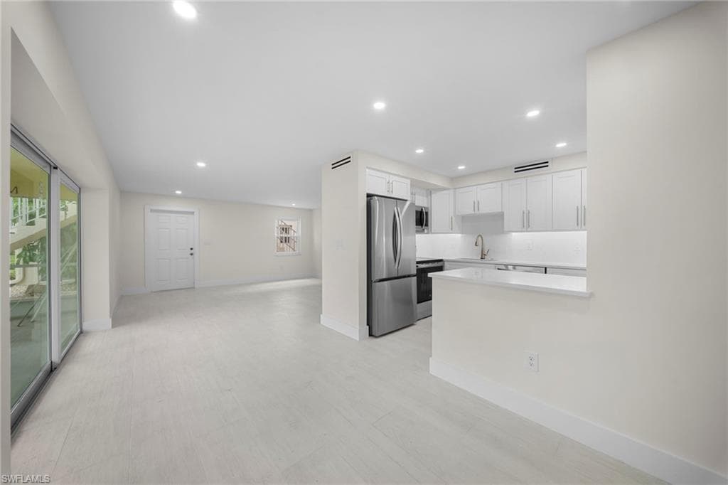 1155 Sandpiper ST G1-6