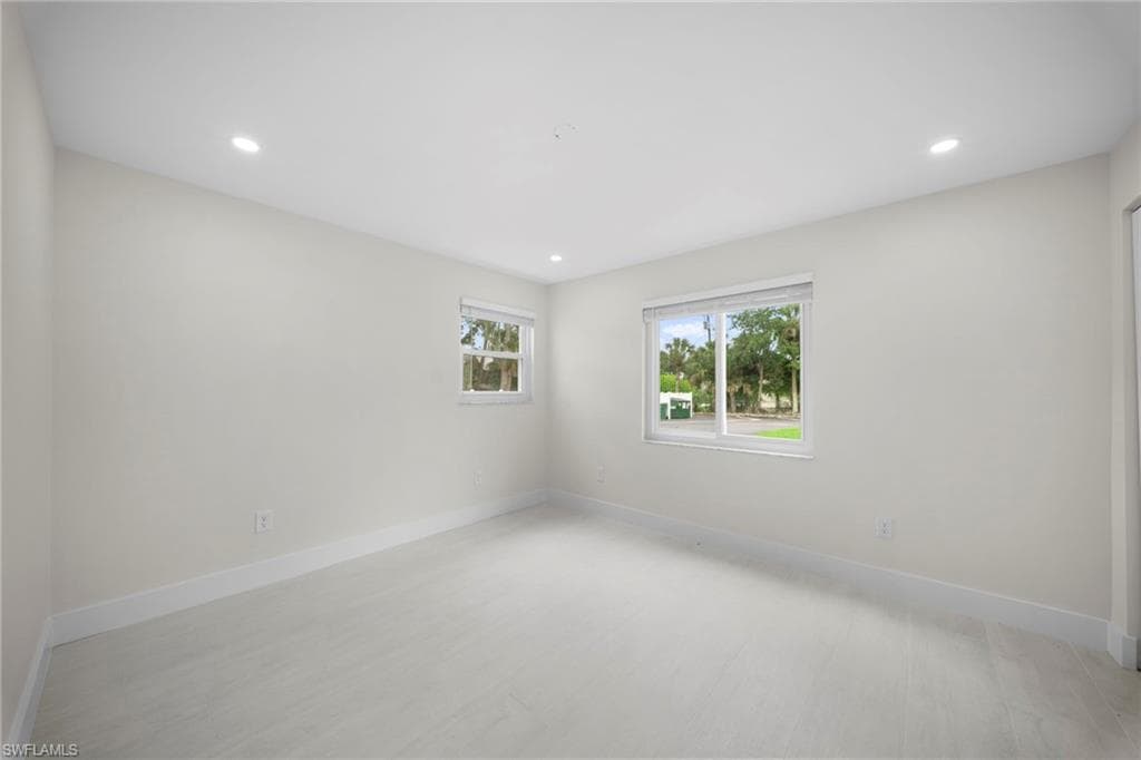 1155 Sandpiper ST G1-8