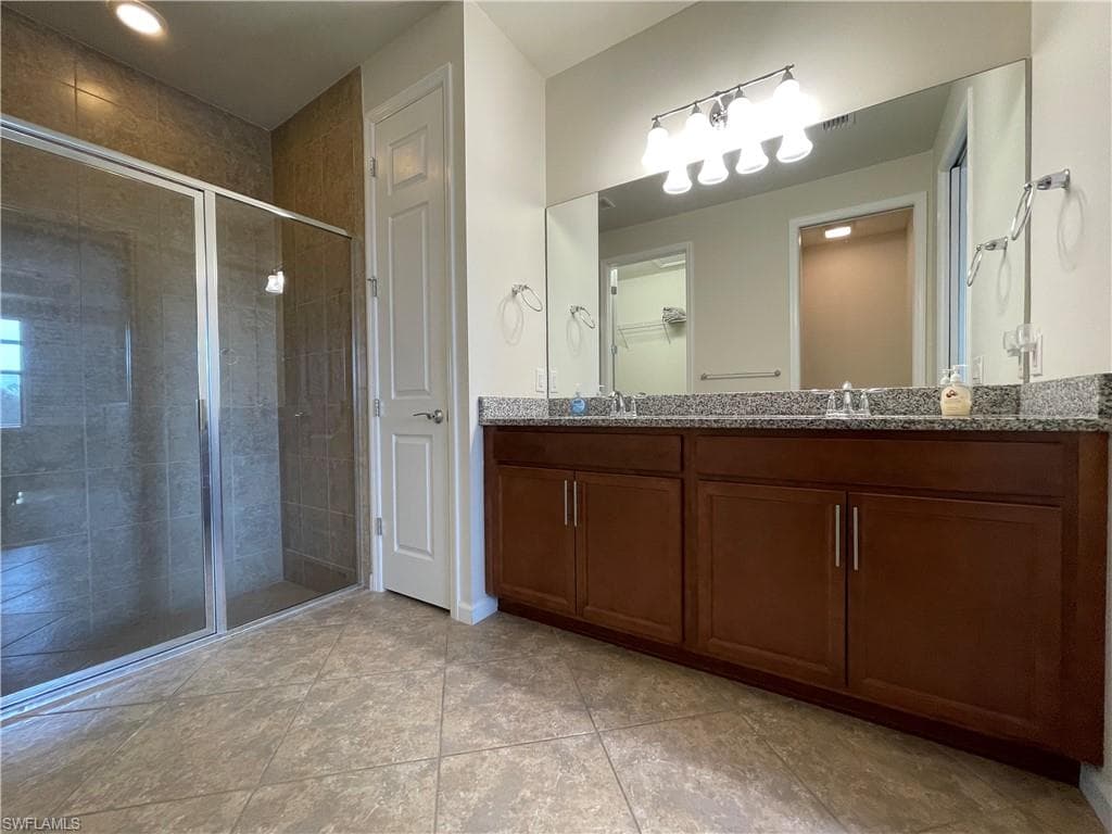 7631 Jacaranda LN-26