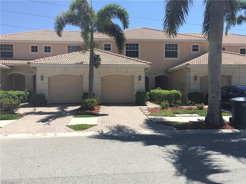 8639 Athena CT-1