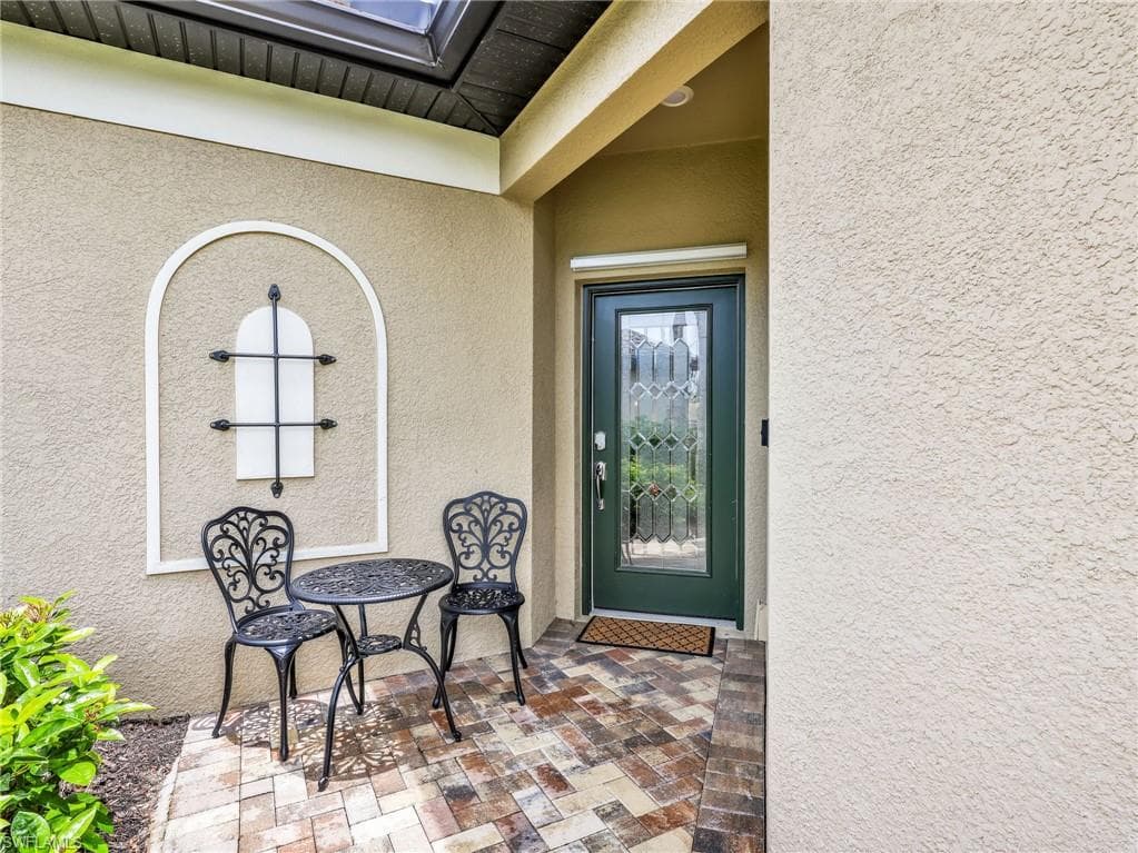 9157 Glenforest DR-3