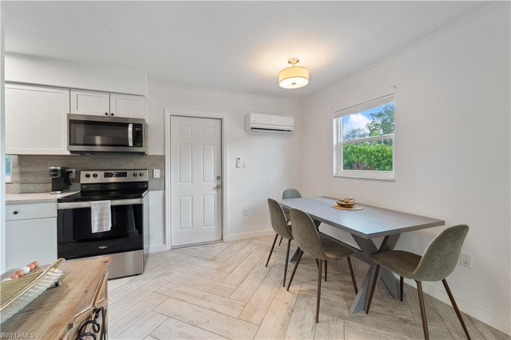 3365 Estey AVE-7