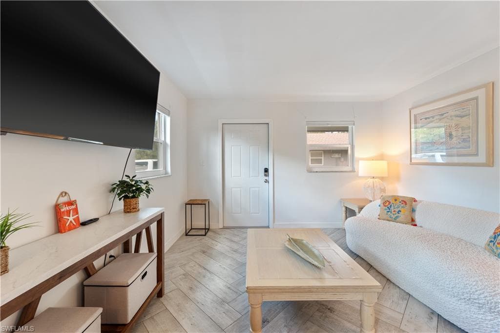 3365 Estey AVE-4