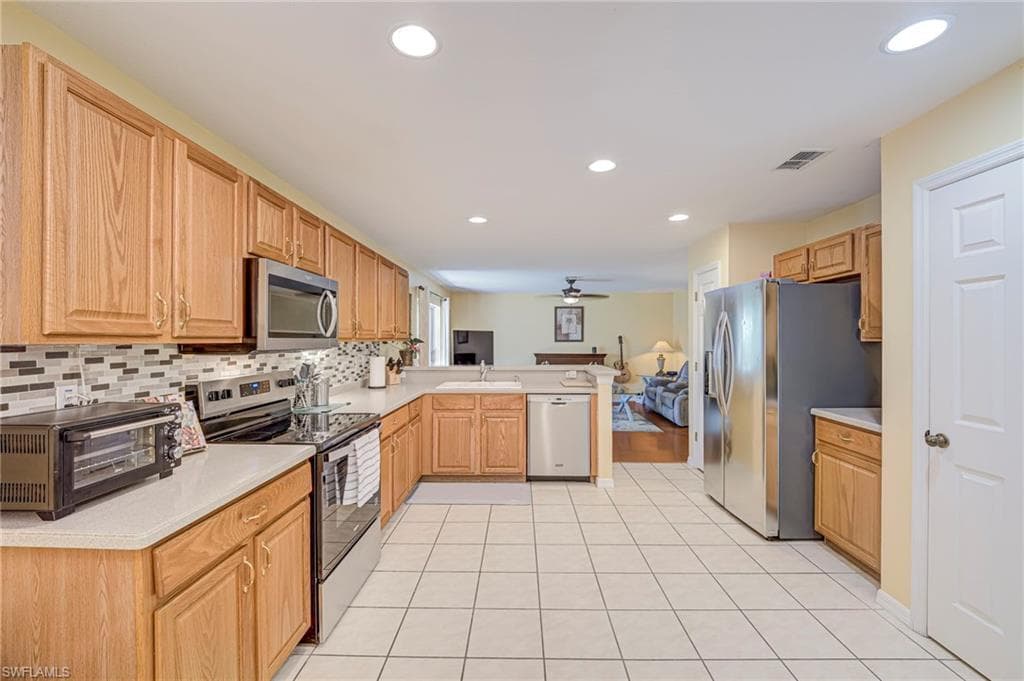 8889 Fawn Ridge DR-9