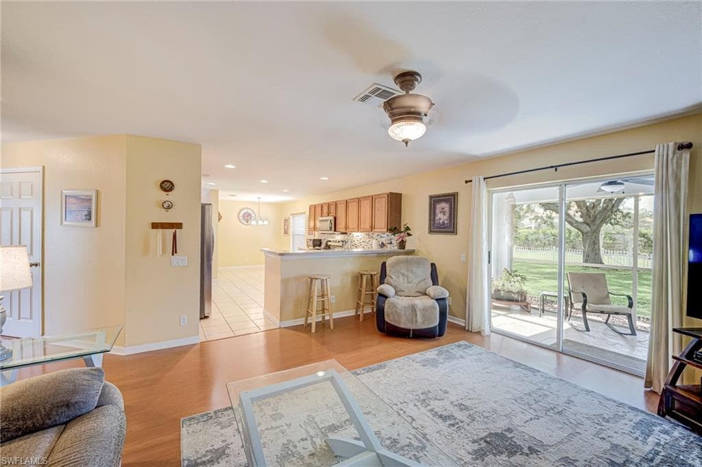 8889 Fawn Ridge DR-15