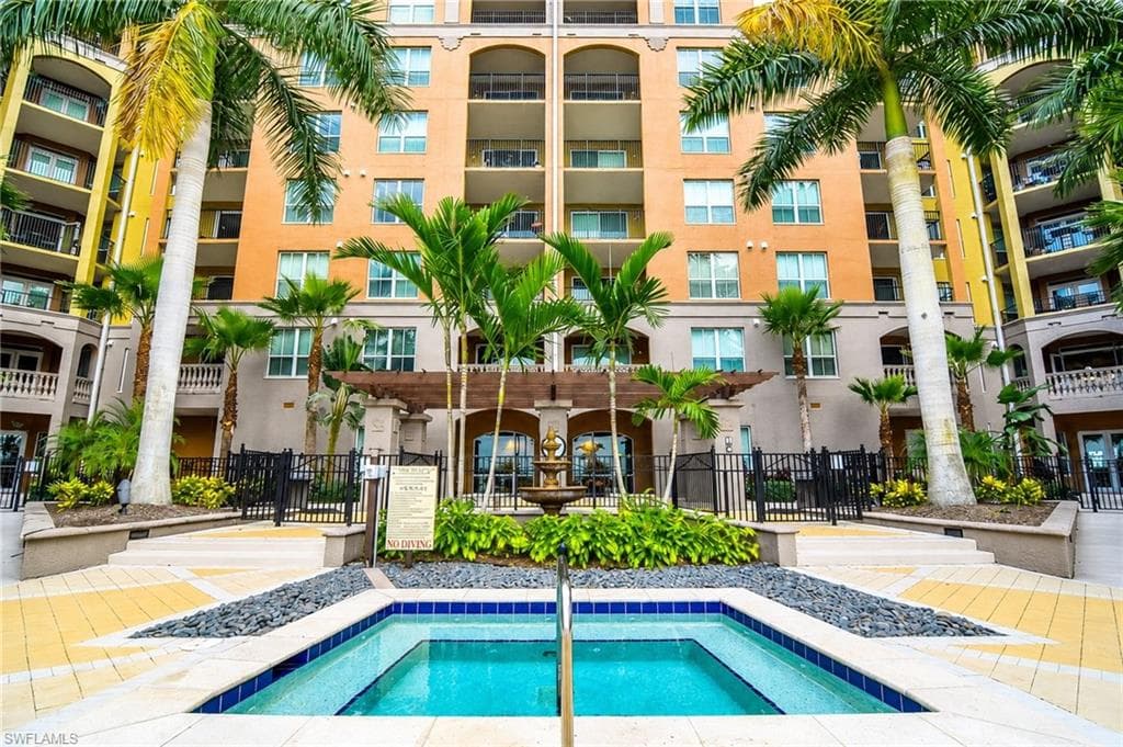 2825 Palm Beach BLVD 218-14