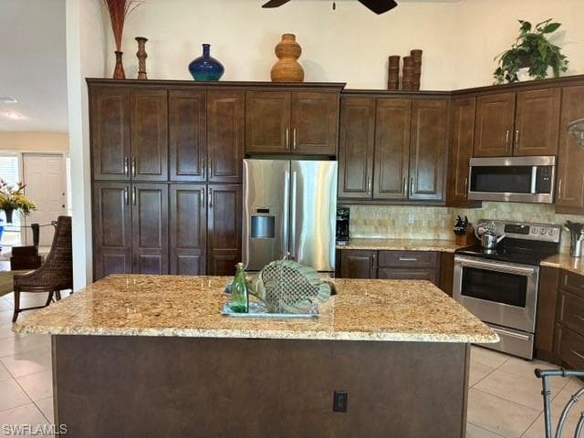 20170 Golden Panther DR 4-4