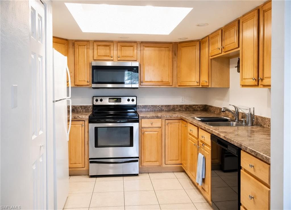 3150 Seasons WAY 602-4