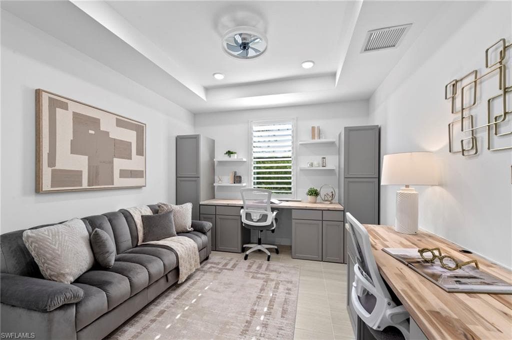 19640 Aqua View LN-17