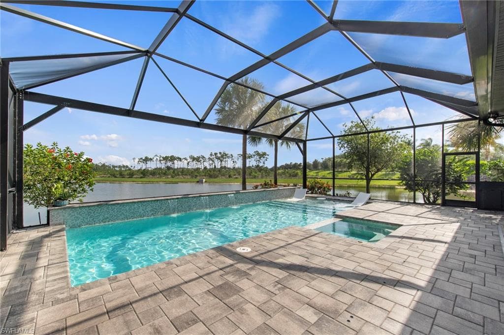 19640 Aqua View LN-32