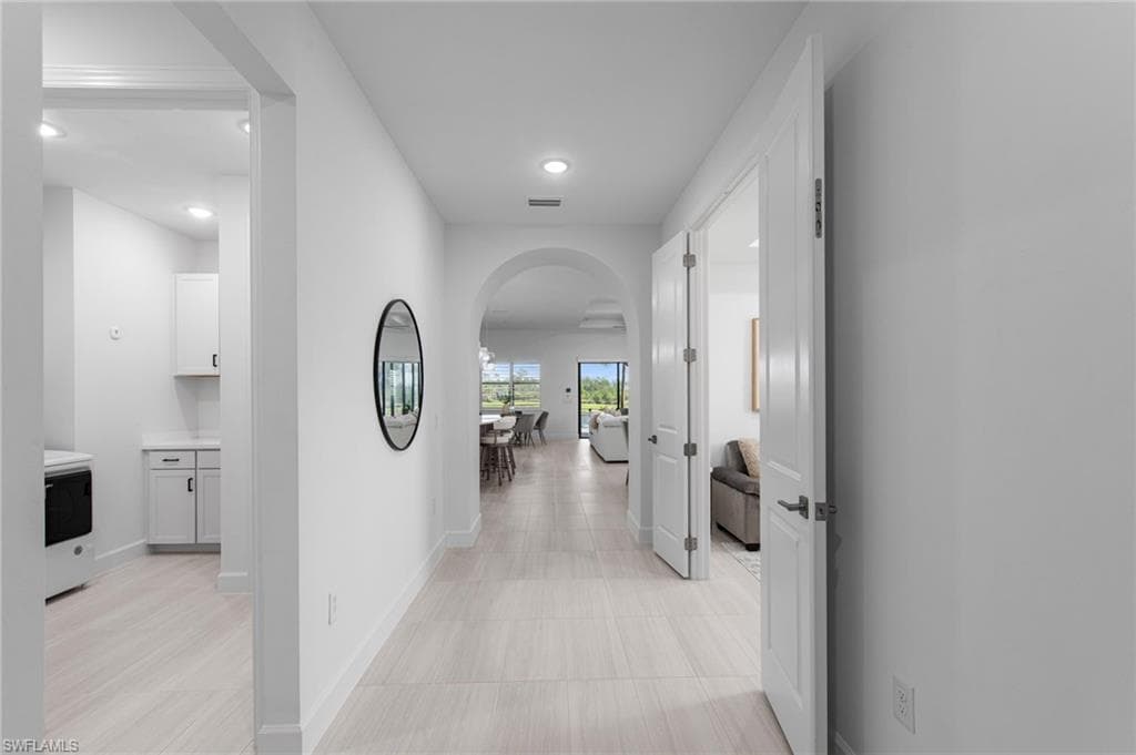 19640 Aqua View LN-11