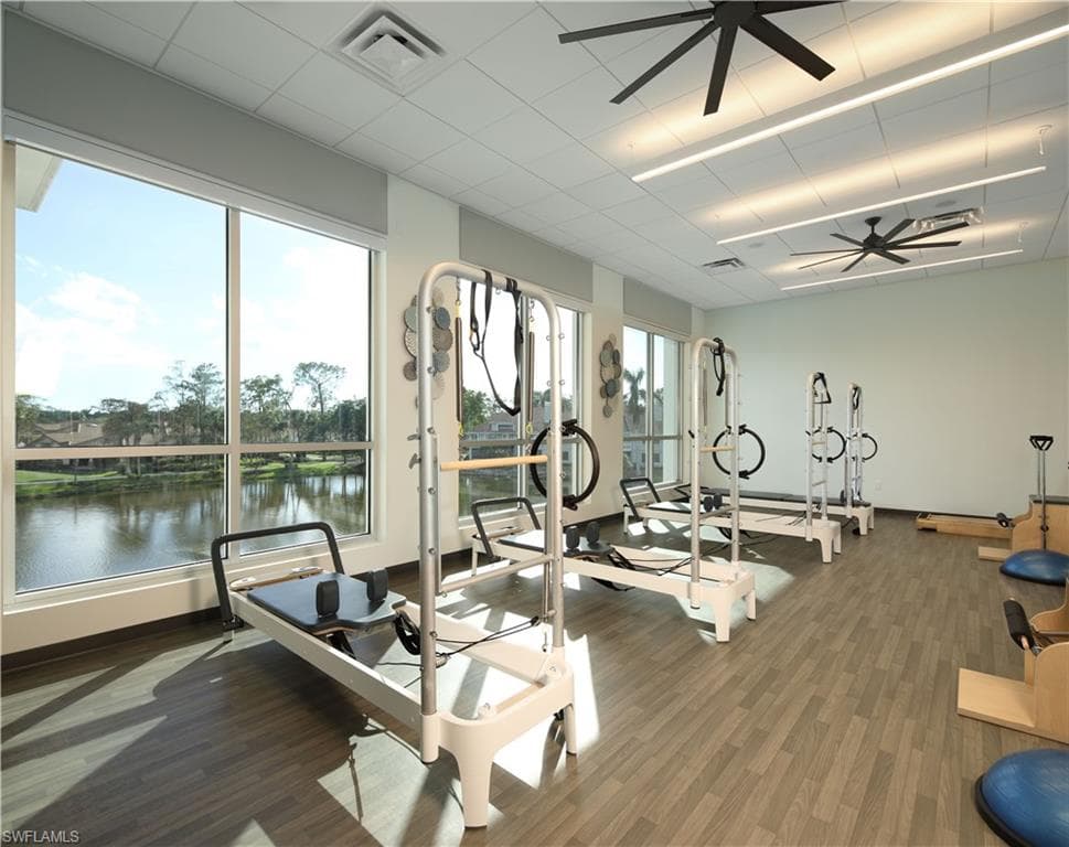 360 Edgemere WAY N 25-49