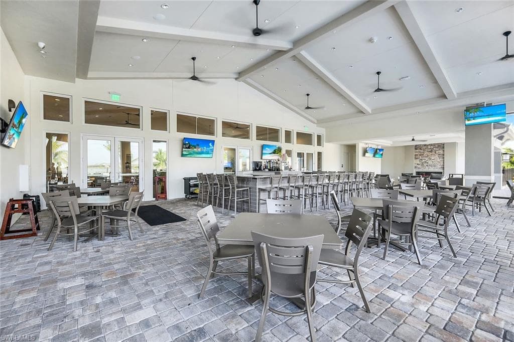 14237 Pine Lodge LN-29