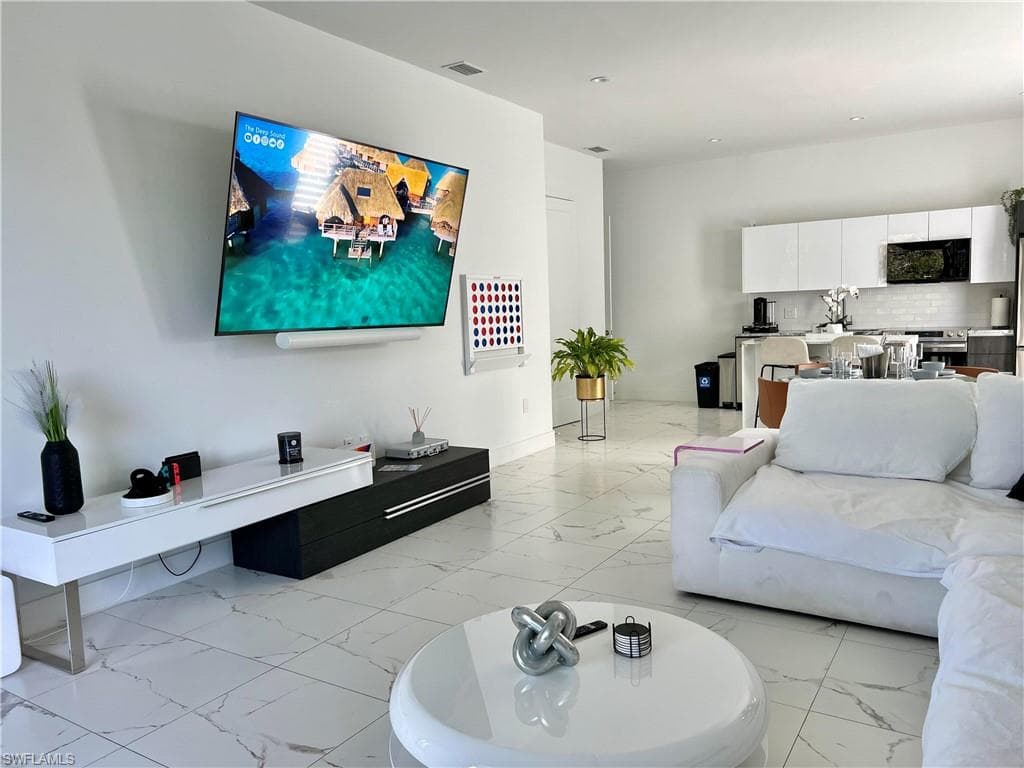 4064 Full Moon CT-31