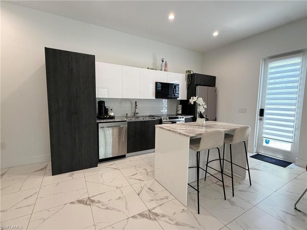 4064 Full Moon CT-29