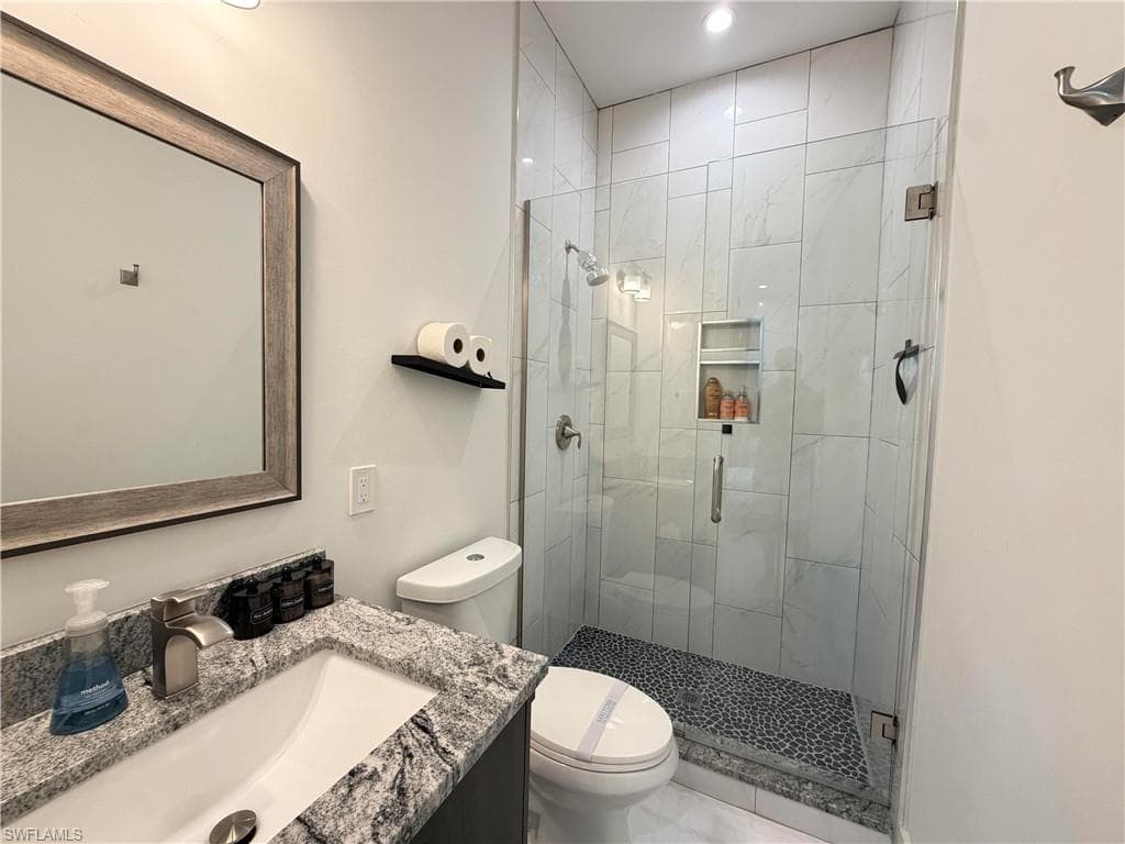 4064 Full Moon CT-25