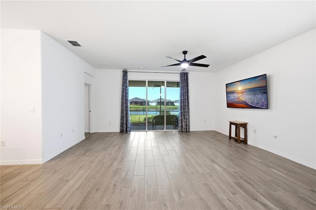 2294 Avocado LN-6
