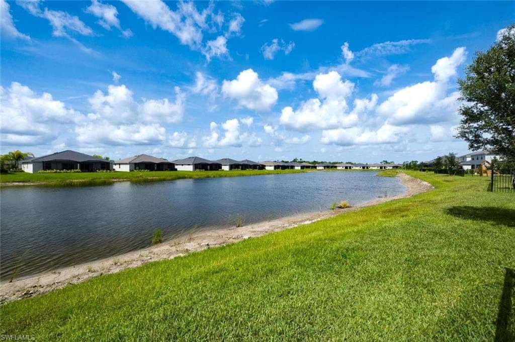 2294 Avocado LN-30