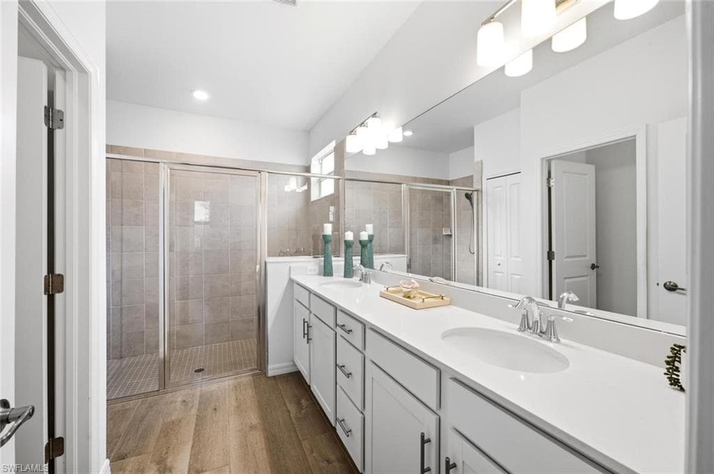 2294 Avocado LN-18