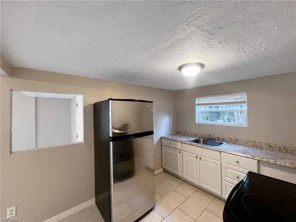 1615 Evans AVE 2-6