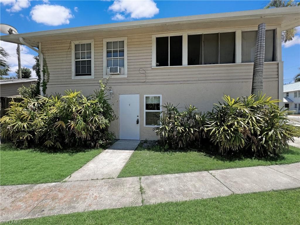 1615 Evans AVE 2-3