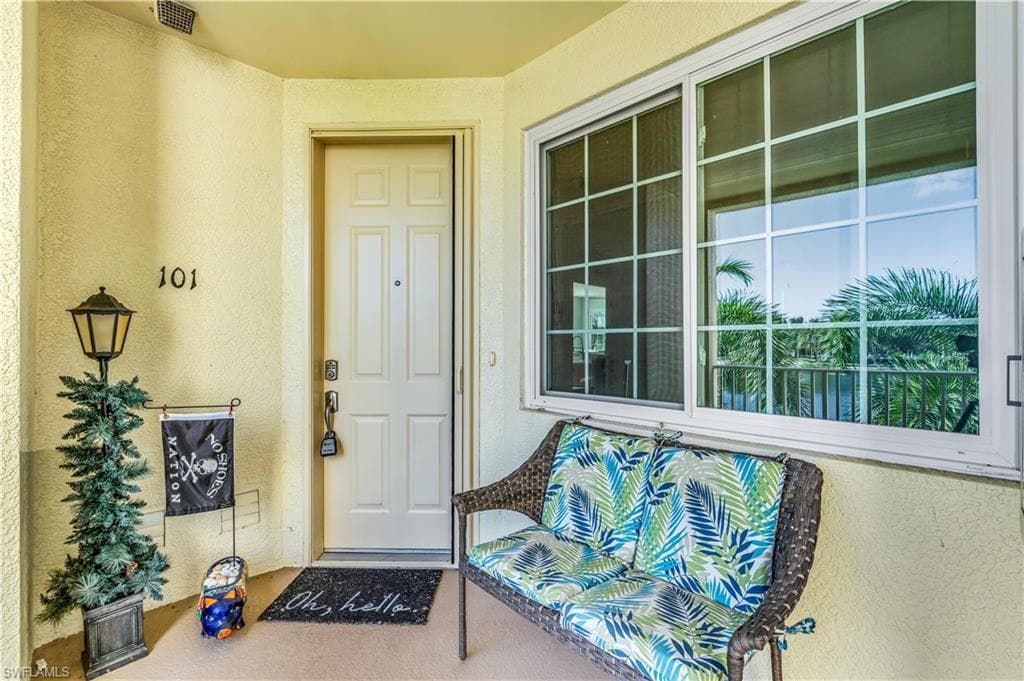 20061 Sanibel View CIR 101-2
