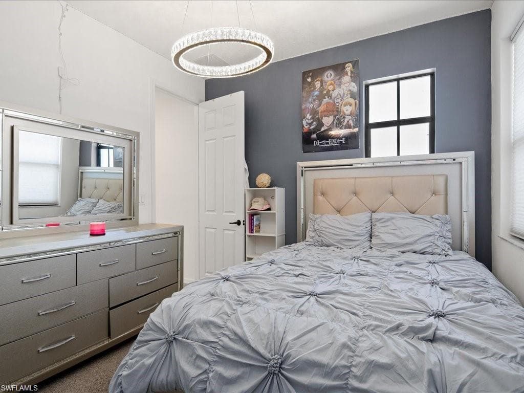 8812 Madrid CIR-22