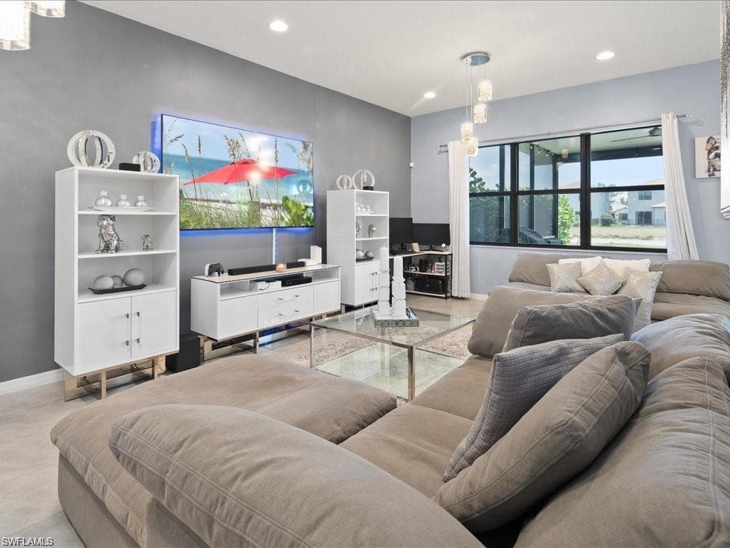 8812 Madrid CIR-9