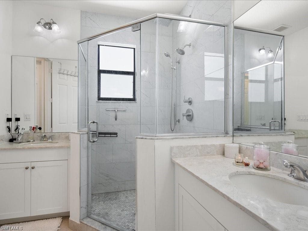 8812 Madrid CIR-14