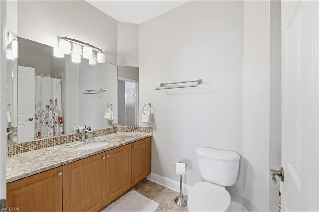9361 Alamander CT 401-21