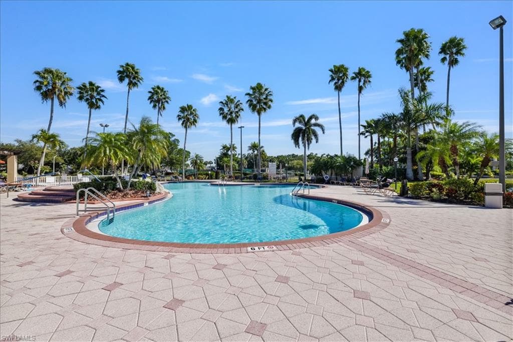 9361 Alamander CT 401-33