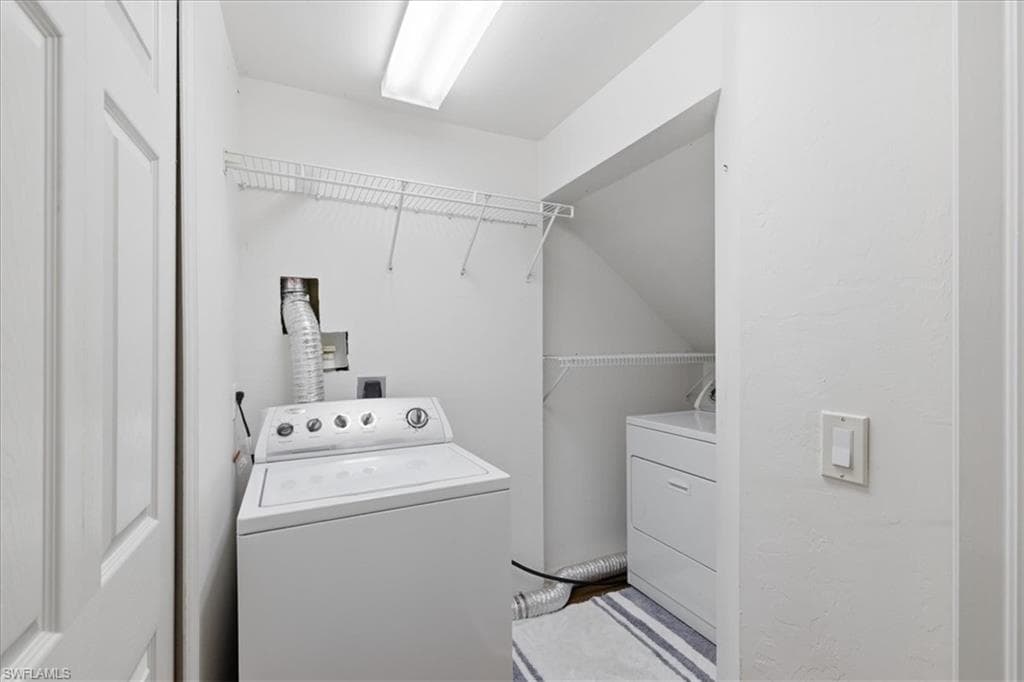 9361 Alamander CT 401-22