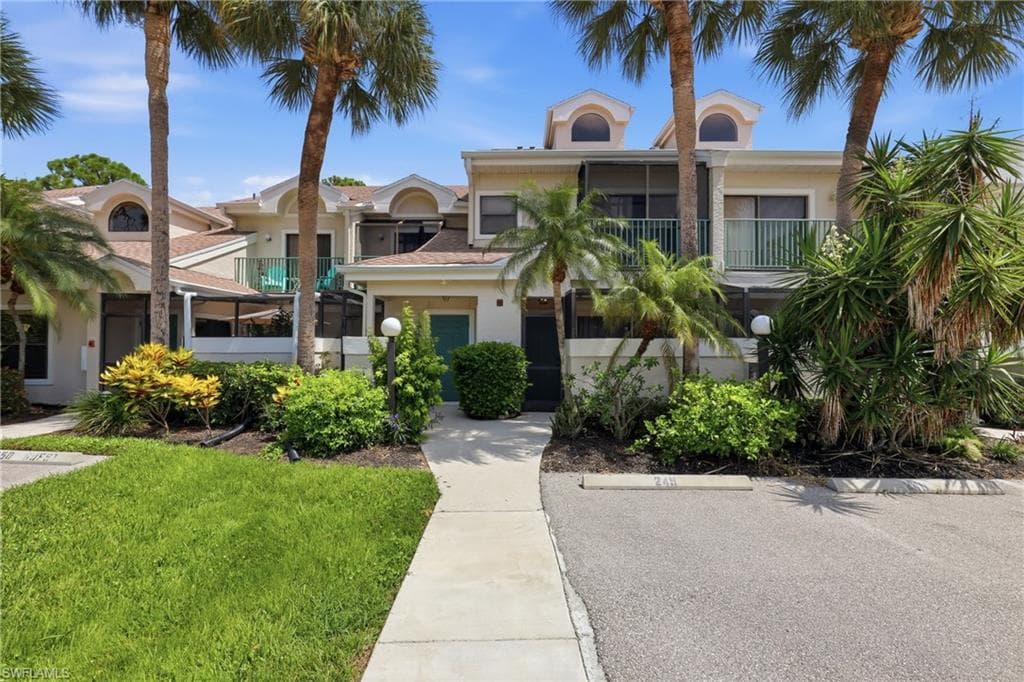 81 Emerald Woods DR M3-2