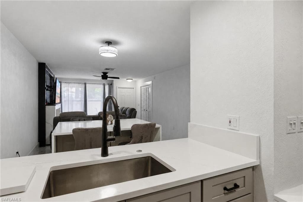 81 Emerald Woods DR M3-19