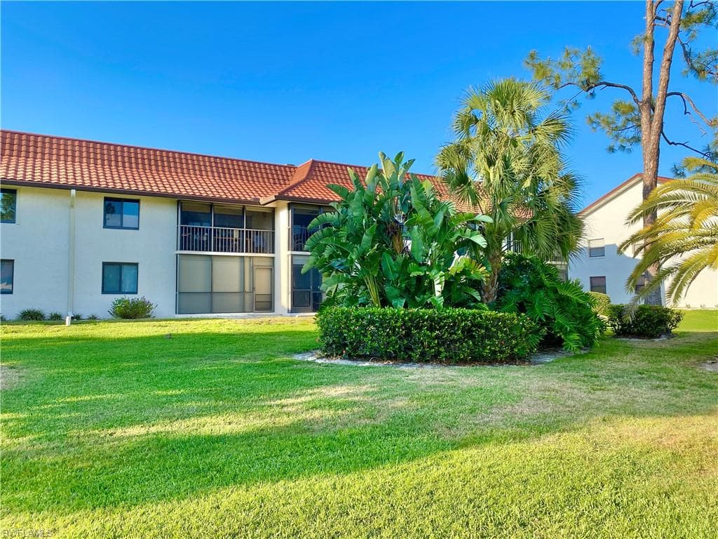 4955 Pepper CIR B-204-17