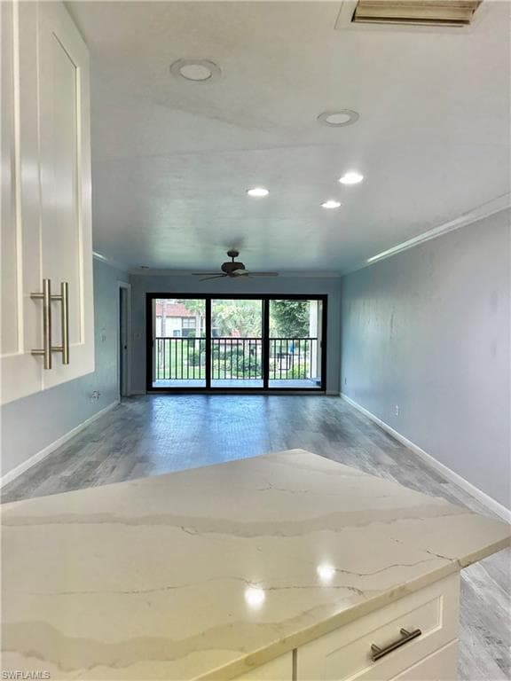 4955 Pepper CIR B-204-22