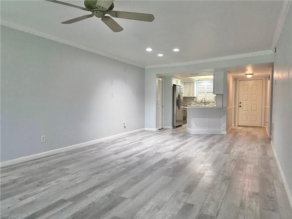 4955 Pepper CIR B-204-24